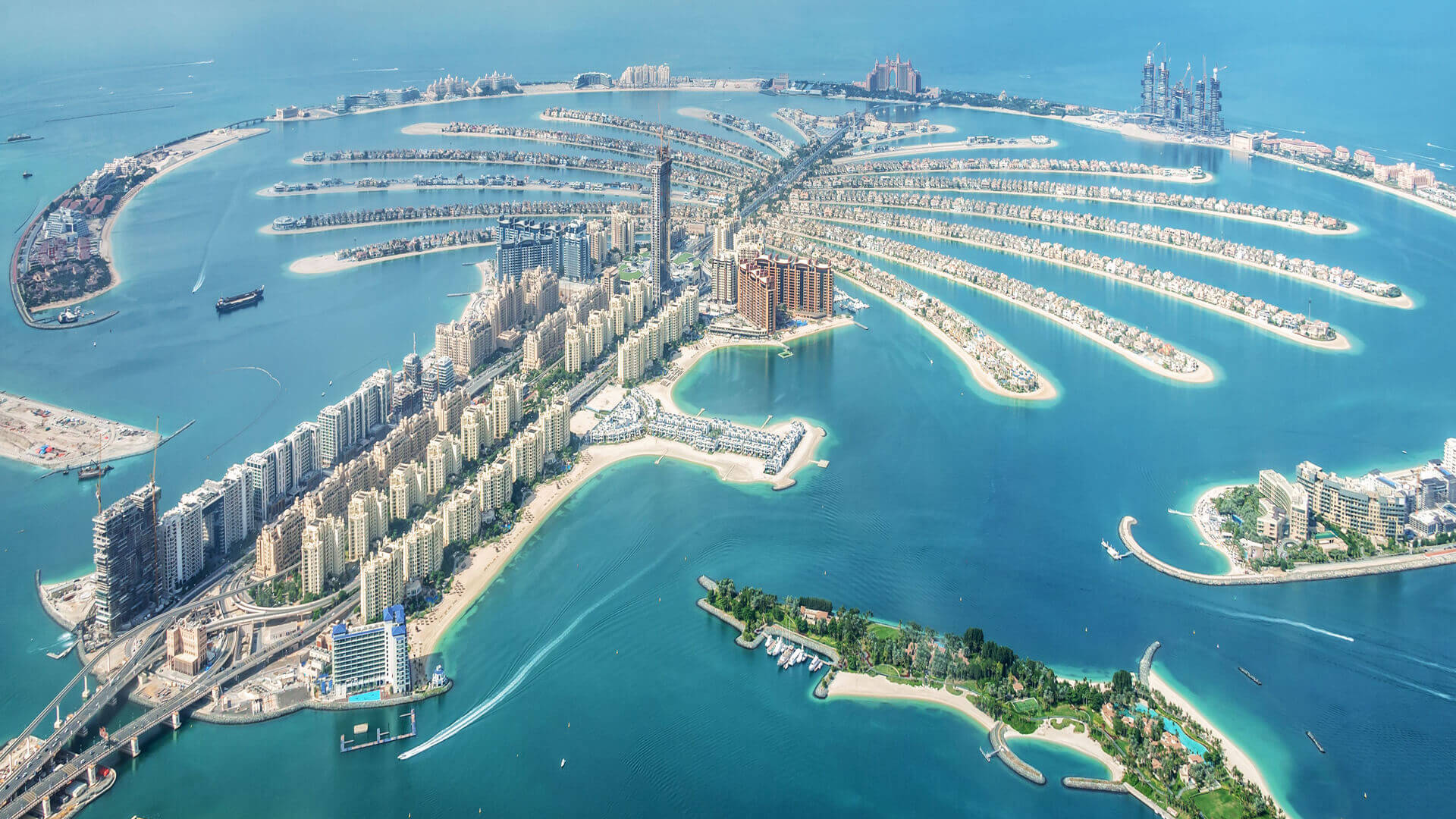 Explore Palm Jumeirah: Things to Do